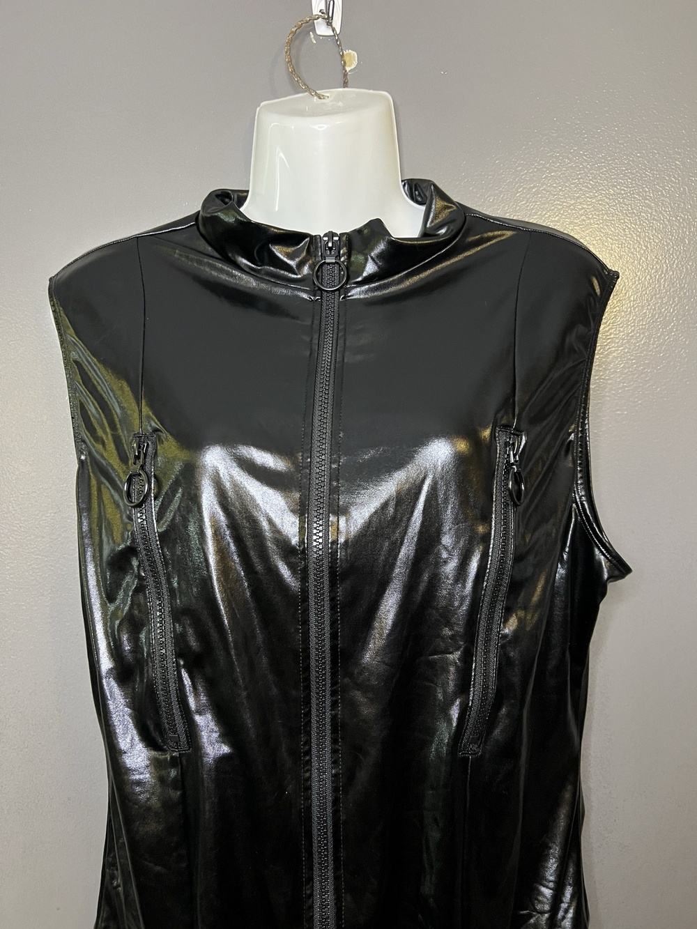 Lovehoney Bodysuit Womens 3X Black Wet Look Zip Front Stretch Lingerie 75019
